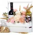 The set of flowers, wine + more
