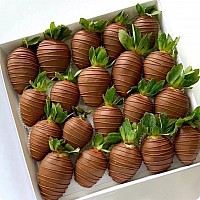 Strawberries glazed with chocolate, 20 pieces image 0