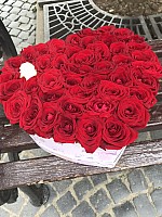 Just Love, from 11 to 51 roses image 0